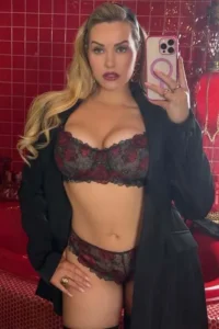 gang leader mia malkova 2026